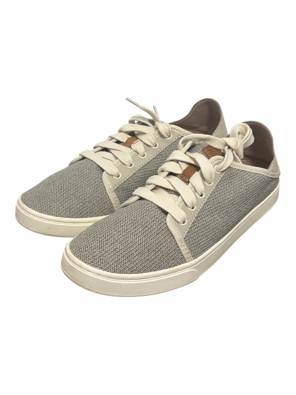 OluKai Pehuea Li Lightweight Sneakers - Like New - Size 9